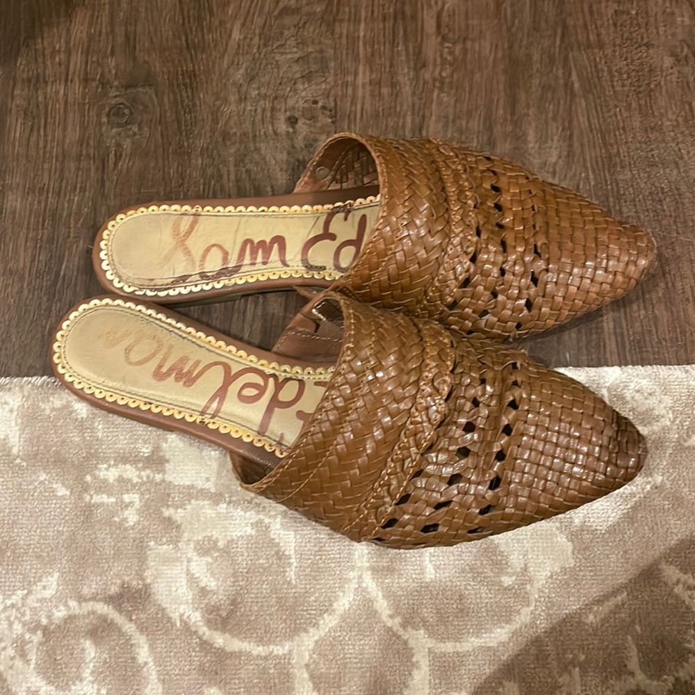 Sam Edelman flip flops